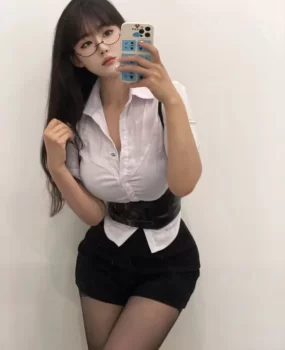 南山琪琪小嫩妹