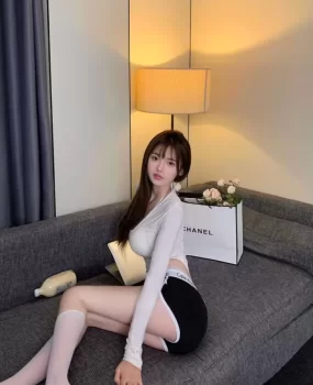 沪上皇帝选妃吞拢进泬馆