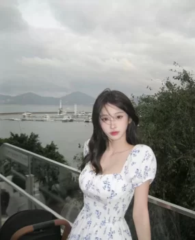 南京大胸妹刚下海