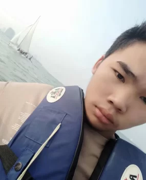 处男，24，会各种动作