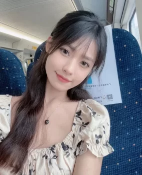 00后学妹兼职莞式全套