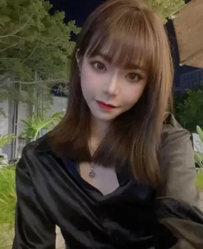 中山罗森附近嘎嘎板正的小姐姐