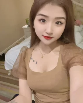 天河区肉感降火型 刚下海厂妹