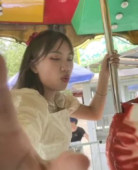 出差体验极品御姐 浴缸内大战大奶妹实在招架不住